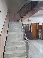 Shri Krishnashrya Seva Sadan By GRB