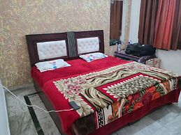 Shri Krishnashrya Seva Sadan By GRB