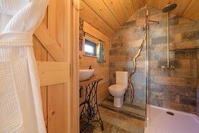 Sweet Donside Cabins