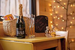 Sweet Donside Cabins