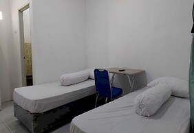 OYO 94075 Rafie Exclusive 2 Syariah