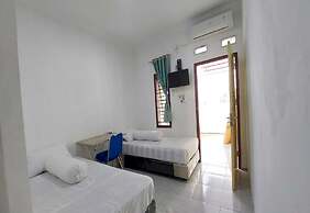 OYO 94075 Rafie Exclusive 2 Syariah