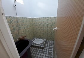 OYO 94075 Rafie Exclusive 2 Syariah