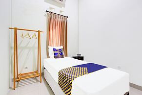 SPOT ON 94076 Tinampi House Syariah