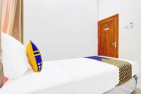 SPOT ON 94076 Tinampi House Syariah