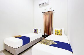 SPOT ON 94076 Tinampi House Syariah