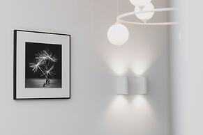 Browar Gdański 51 Apartment by Renters