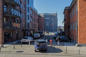 Browar Gdański 51 Apartment by Renters