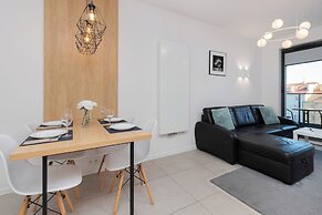 Browar Gdański 51 Apartment by Renters