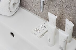 Browar Gdański 51 Apartment by Renters