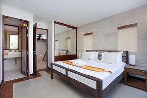 Private 3BR Pool Access Villa Argent 10