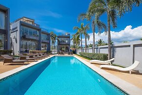 Private 3BR Pool Access Villa Argent 10