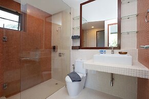 Private 3BR Pool Access Villa Argent 10