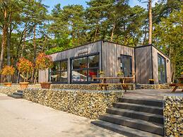 Tent Lodge With Bathroom 16 km From Maastricht
