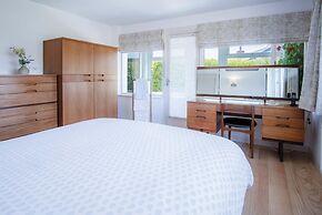 Palace Park - 2 Bedroom Bungalow - Manorbier