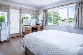 Palace Park - 2 Bedroom Bungalow - Manorbier