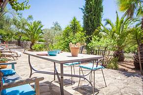 Can Pina - Adults Only Eco Groc