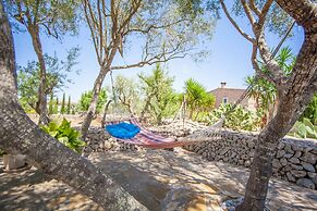 Can Pina - Adults Only Eco Groc