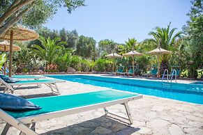 Can Pina - Adults Only Eco Groc