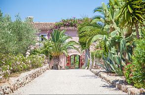 Can Pina - Adults Only Eco Arco