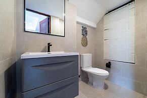 Tropical 3BR Pool Villa Amaya in Kamala