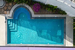 Tropical 3BR Pool Villa Amaya in Kamala