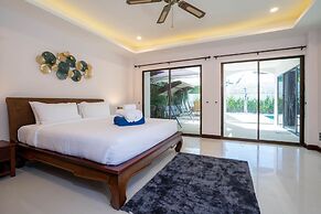 Tropical 3BR Pool Villa Amaya in Kamala