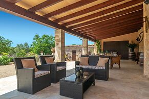 3 C an Boto in Manacor