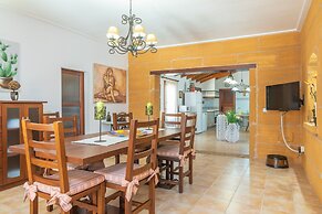 3 C an Boto in Manacor