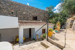 Can Bess Mancor De La Vall