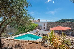 Can Bess Mancor De La Vall