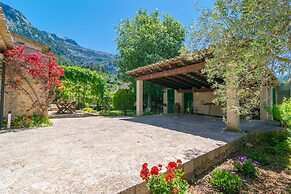 Can Altes in Biniaraix