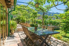 Can Altes in Biniaraix