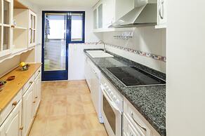 Alejandrita in Grau i Platja