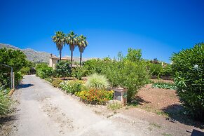 Can Boi Den Cifre in Pollen a