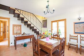 Can Boi Den Cifre in Pollen a