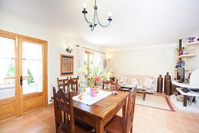 Can Boi Den Cifre in Pollen a