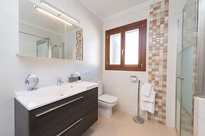 Biali in Buger With 4 Bedrooms and 2 Bathrooms