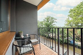 Apartment Near the Harbour by Renters