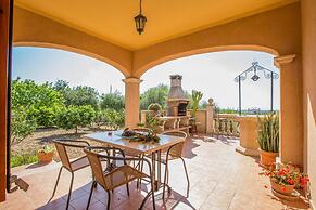 Can Marines in Santa y