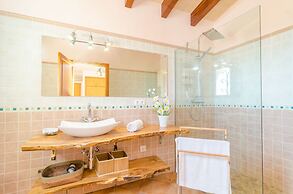 Can Marines in Santa y