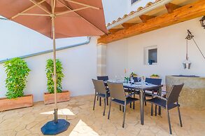 Can Pistola in Algaida