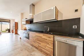 Cas Peix - Adults Only