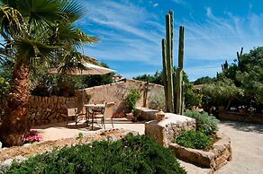 Es Rafal Roig Arc in Manacor