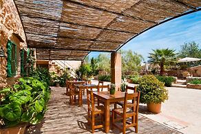 Es Rafal Roig Arc in Manacor