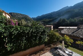 Circe in Fornalutx With 4 Bedrooms and 4 Bathrooms