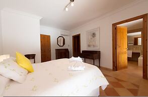 Circe in Fornalutx With 4 Bedrooms and 4 Bathrooms