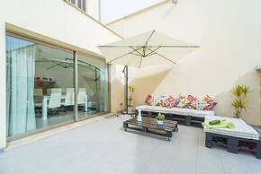 Casa Holganza in Maria de la Salut