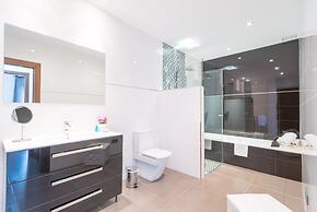 Casa Holganza in Maria de la Salut