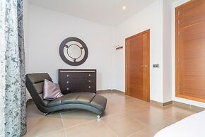 Casa Holganza in Maria de la Salut